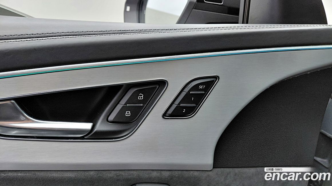 Audi Q8 2021