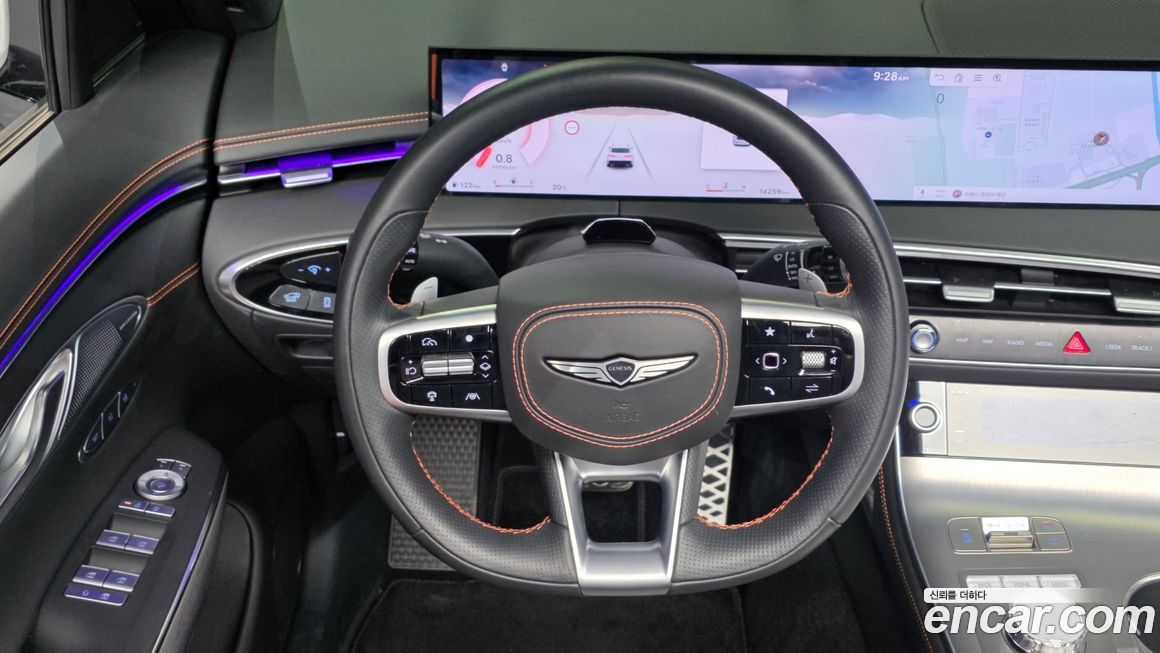 Genesis GV70 2025