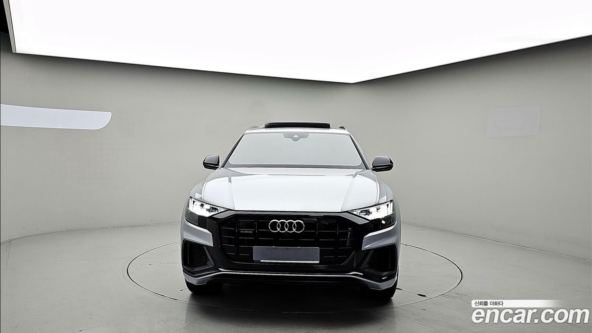 Audi Q8 2021