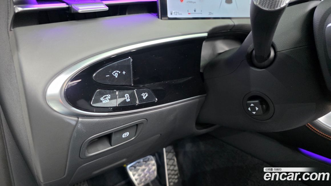 Genesis GV70 2025