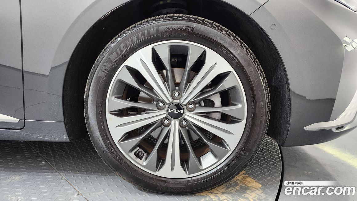 Kia K8 2023