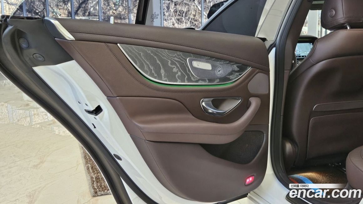 Mercedes-Benz CLS-Class 2021