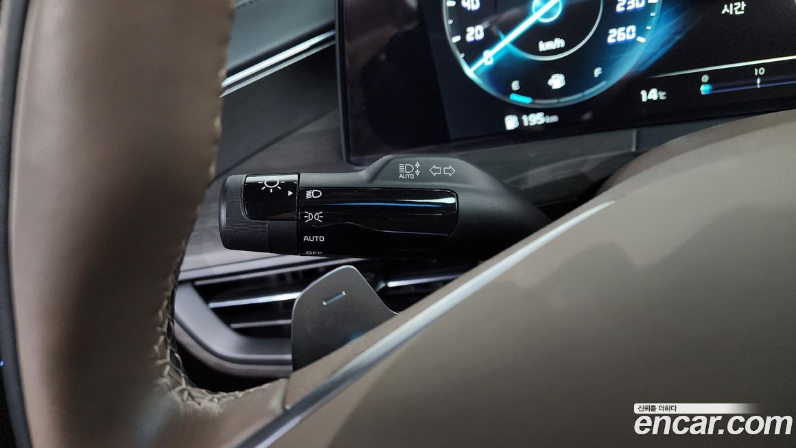 Kia K8 2023