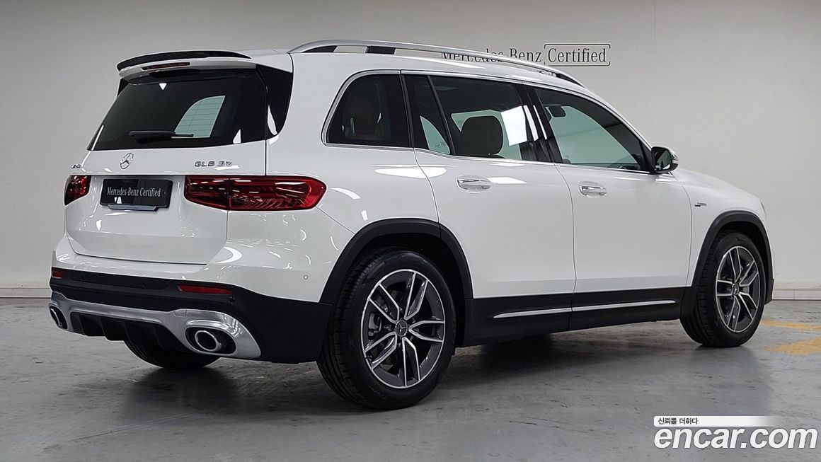 Mercedes-Benz GLB-Class 2025
