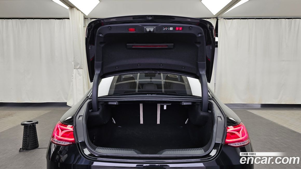 Mercedes-Benz CLS-Class 2023