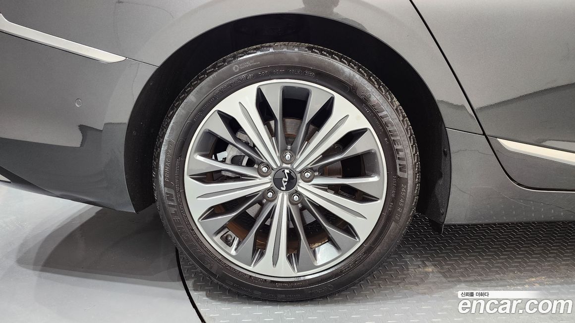 Kia K8 2023