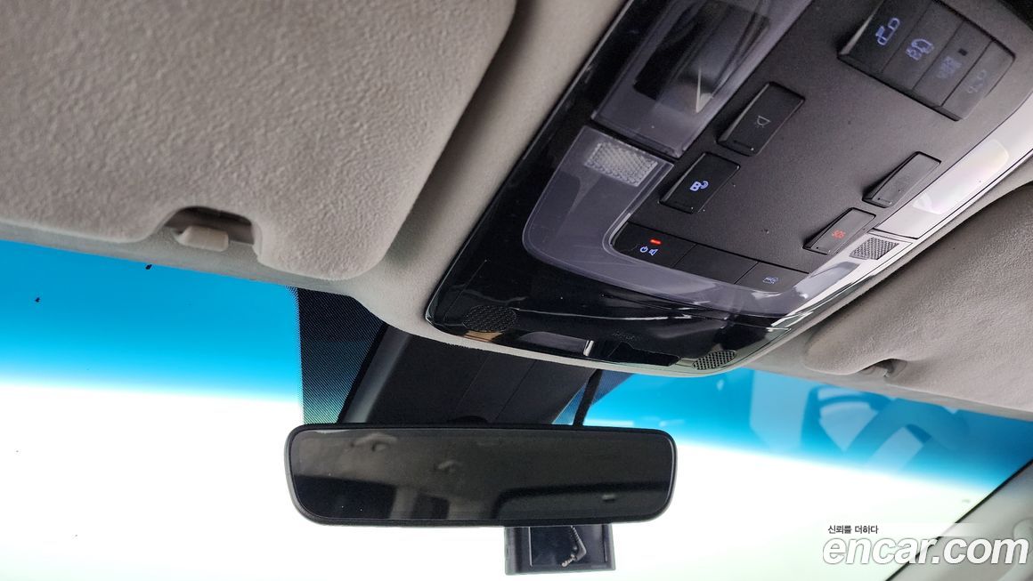 Hyundai Staria 2022