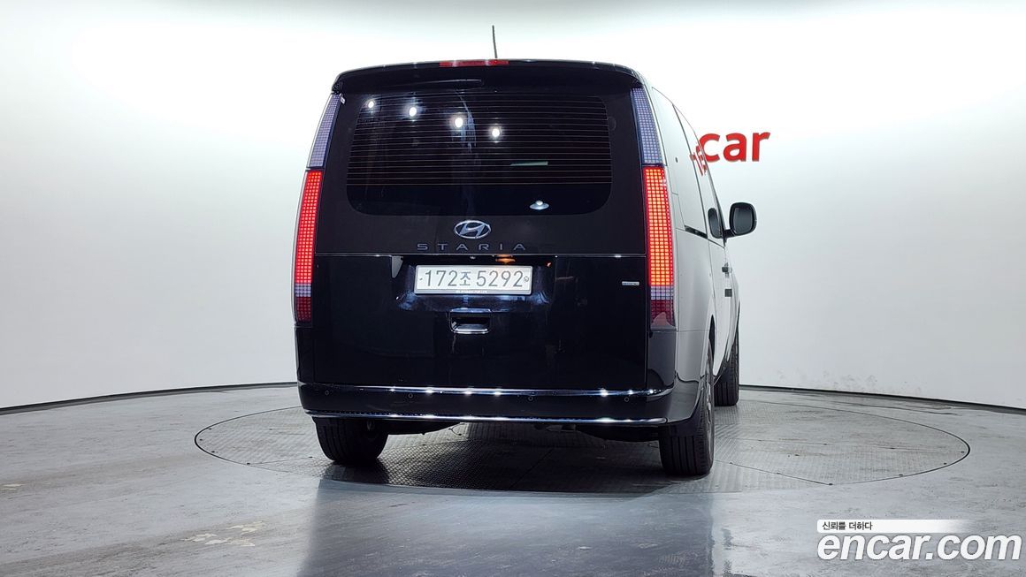 Hyundai Staria 2022