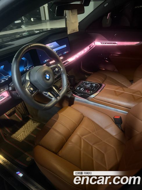 BMW 7-Series 2024
