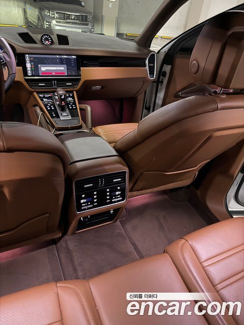 Porsche Cayenne 2020