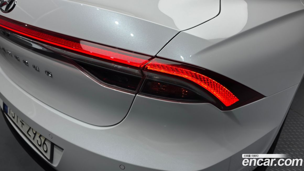 Hyundai Grandeur 2022