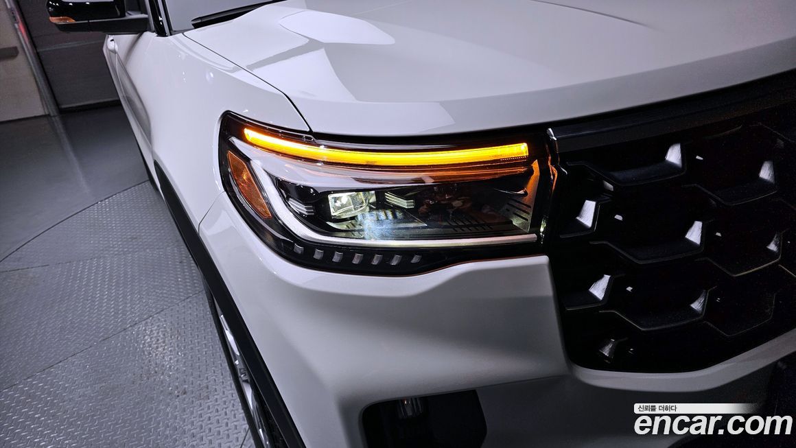 Ford Explorer 2025