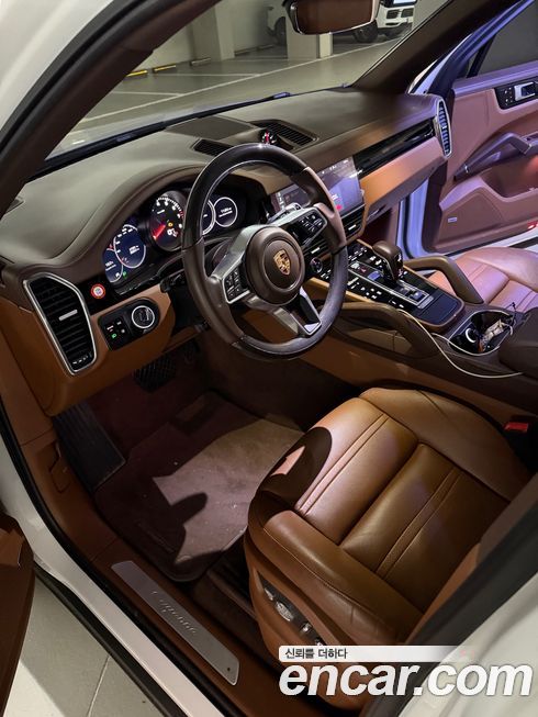 Porsche Cayenne 2020