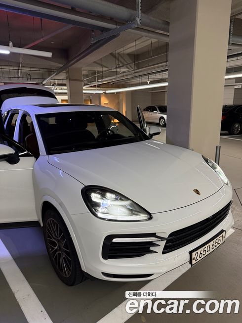 Porsche Cayenne 2020