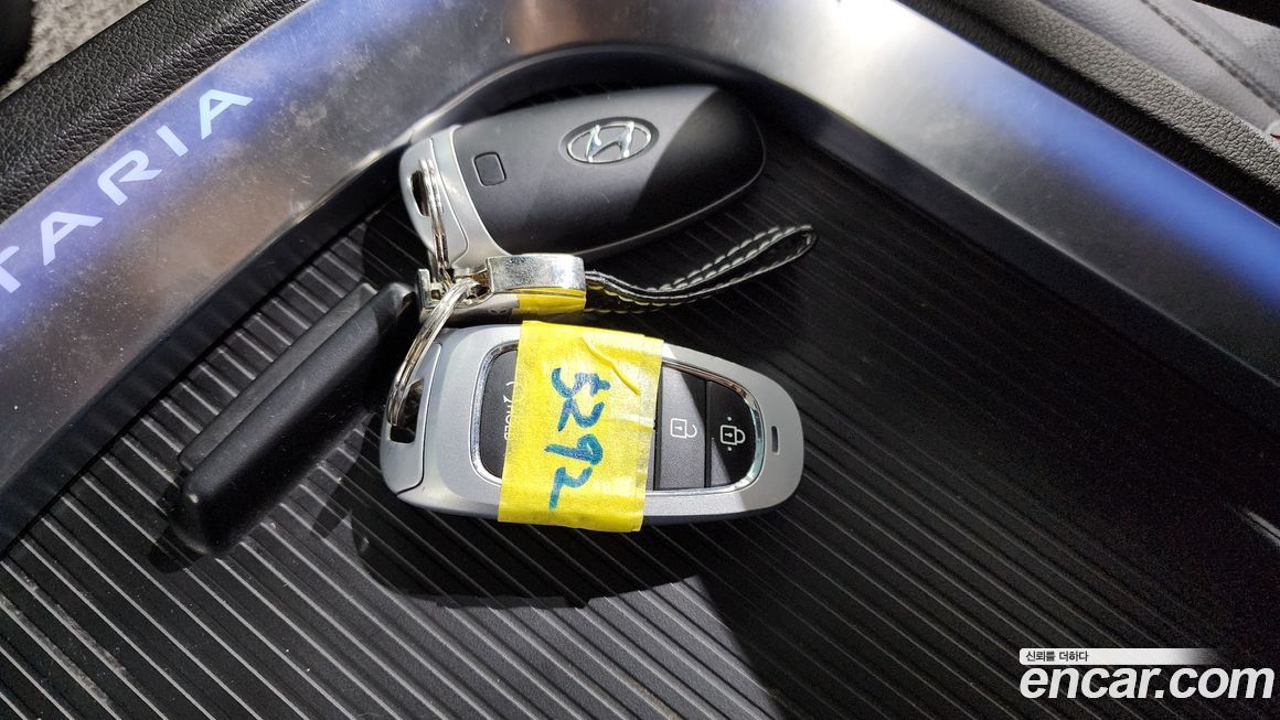 Hyundai Staria 2022