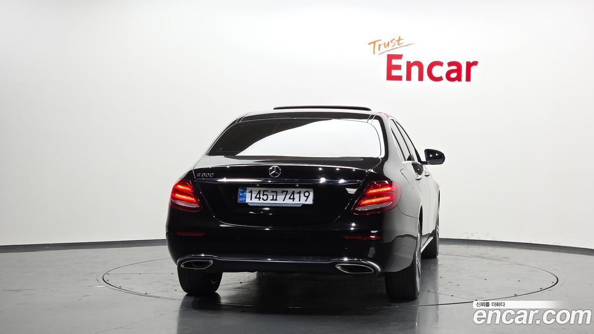 Mercedes-Benz E-Class 2019