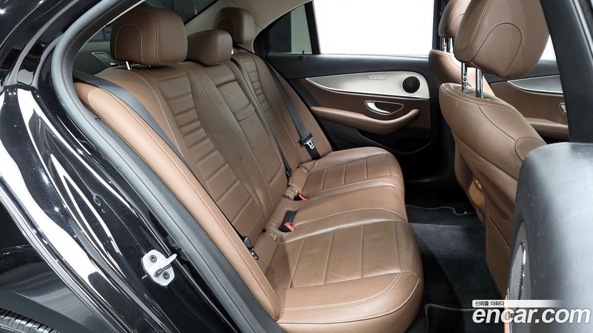 Mercedes-Benz E-Class 2019