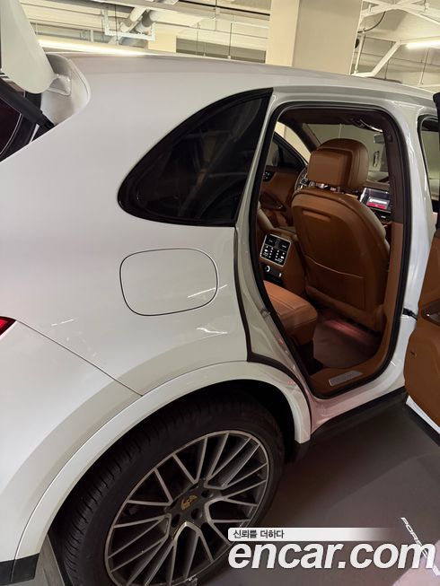 Porsche Cayenne 2020