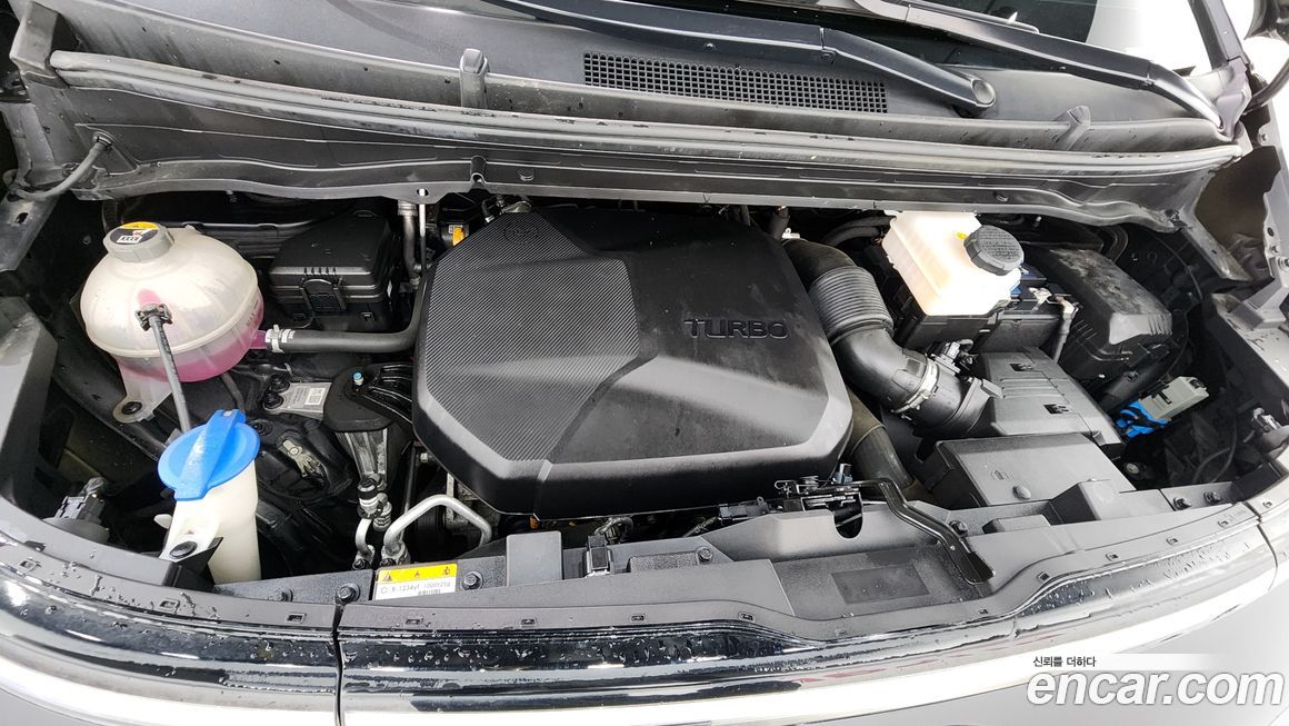 Hyundai Staria 2022