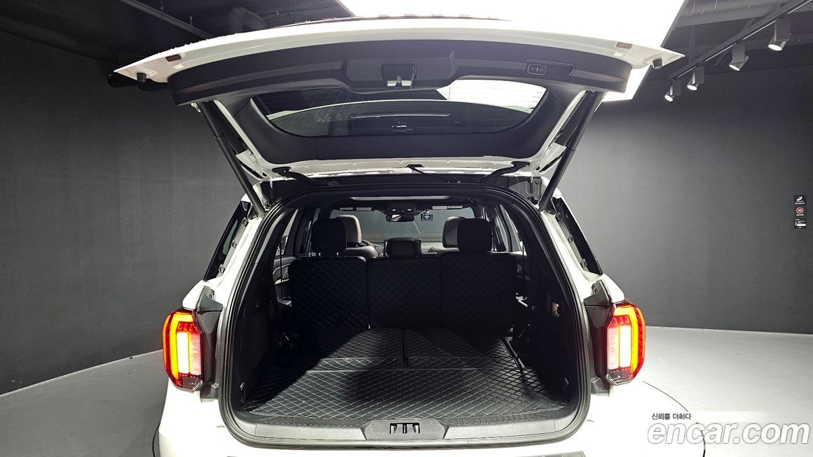 Ford Explorer 2025