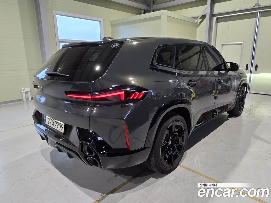 BMW XM 2023