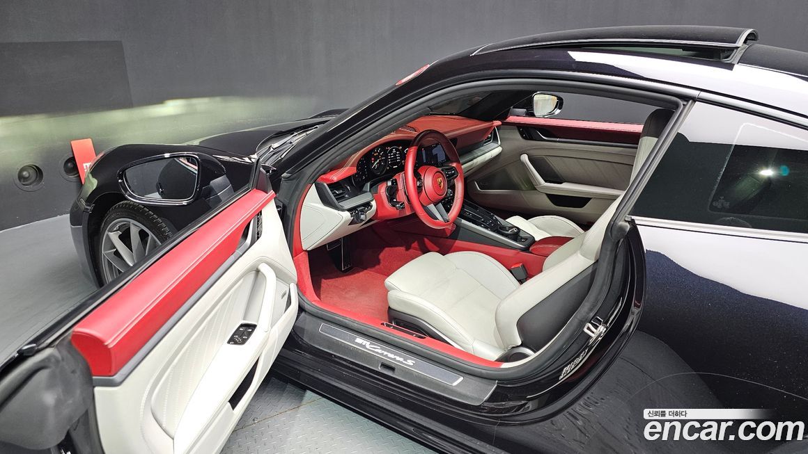 Porsche 911 2021
