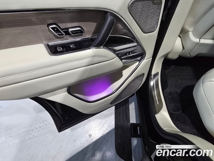 Land Rover Range Rover 2025
