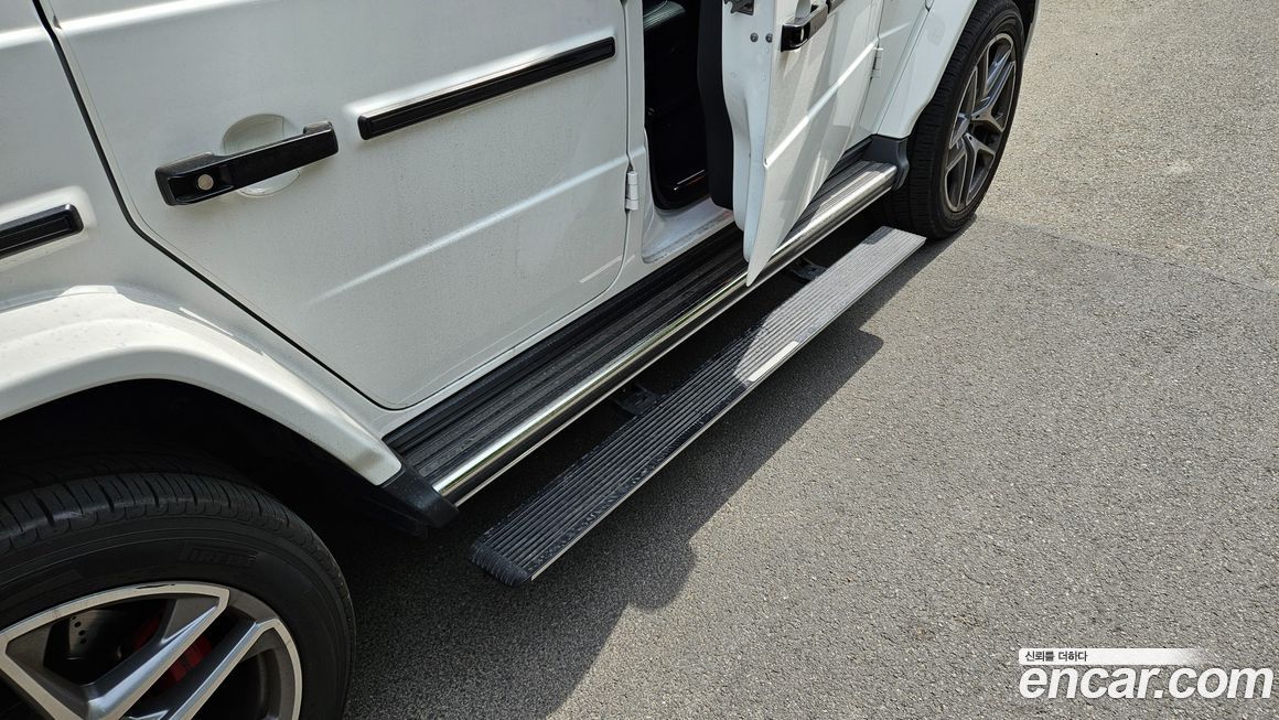 Mercedes-Benz G-Class 2025