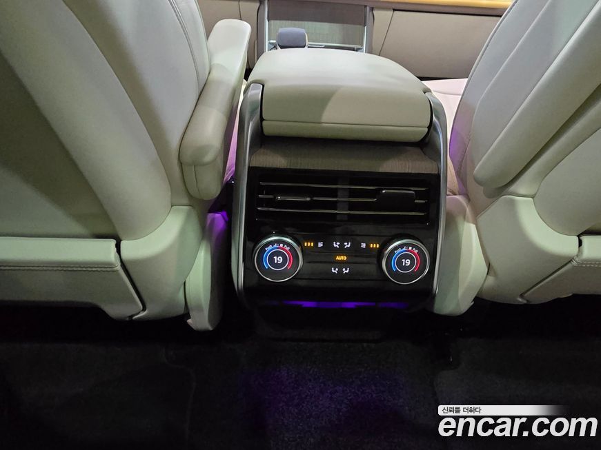 Land Rover Range Rover 2025