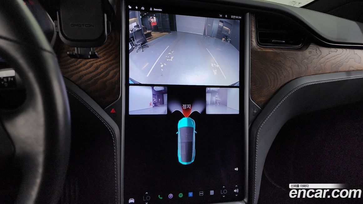 Tesla Model X 2019