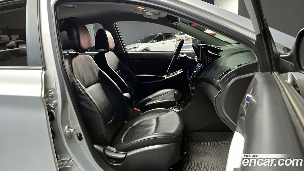 Hyundai Accent 2013