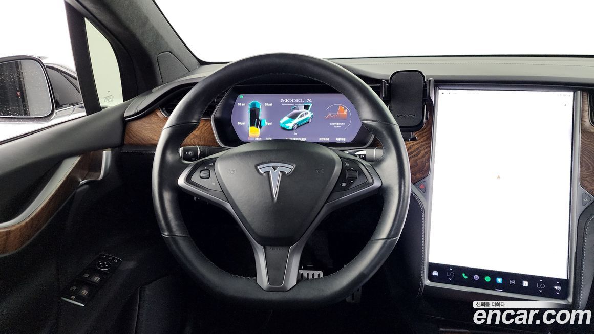 Tesla Model X 2019