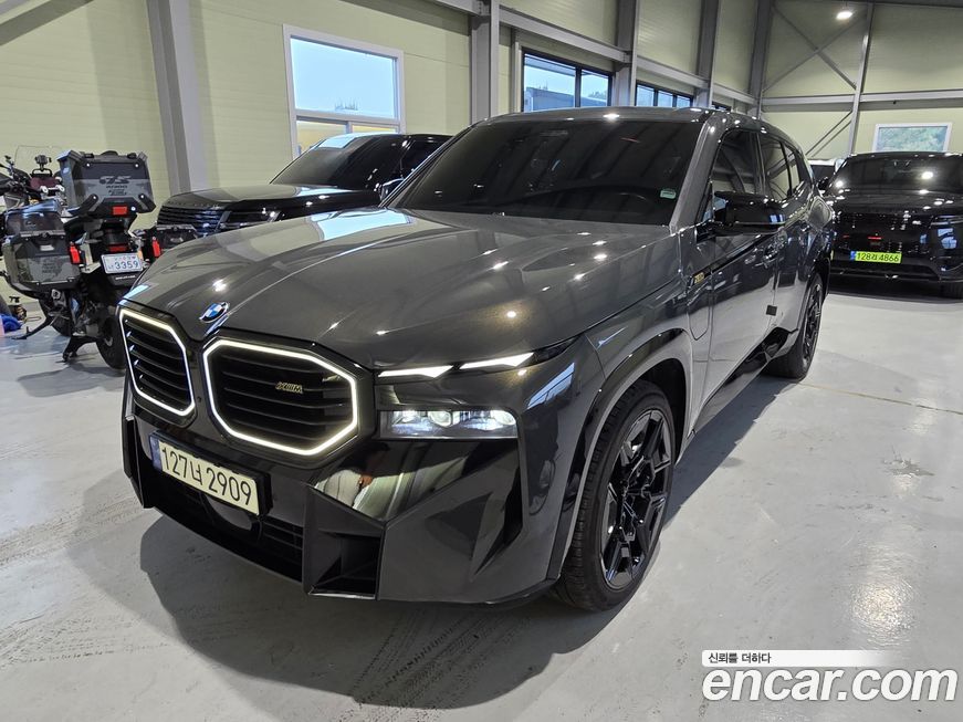 BMW XM 2023