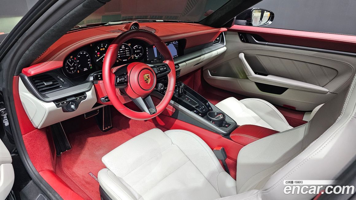 Porsche 911 2021