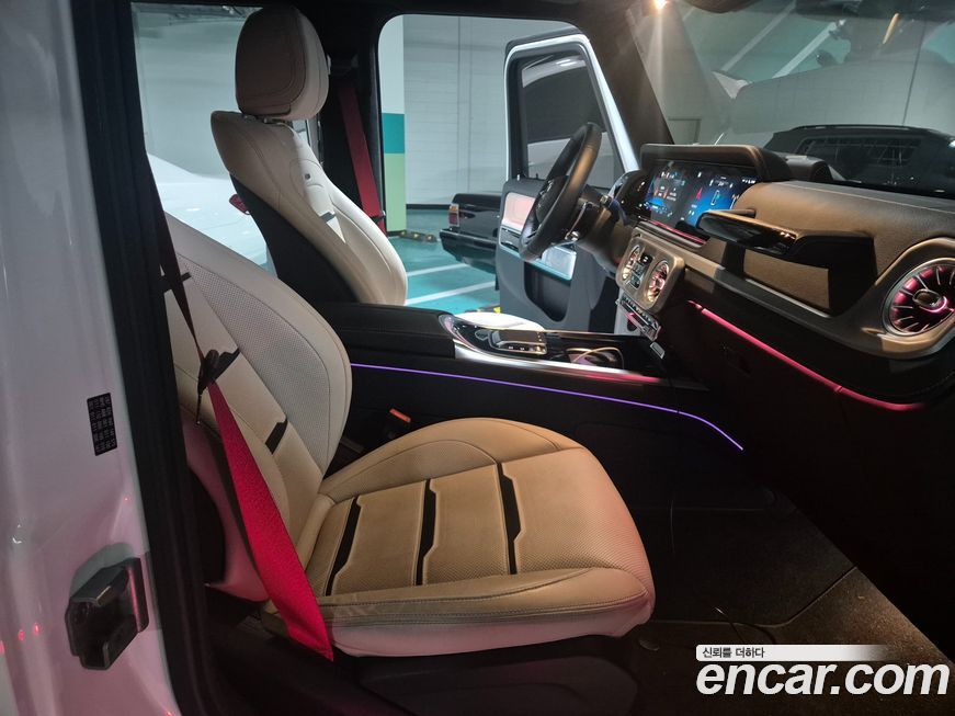 Mercedes-Benz G-Class 2025