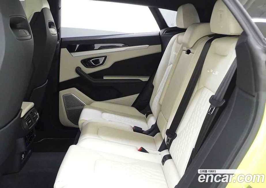 Lamborghini Urus 2023