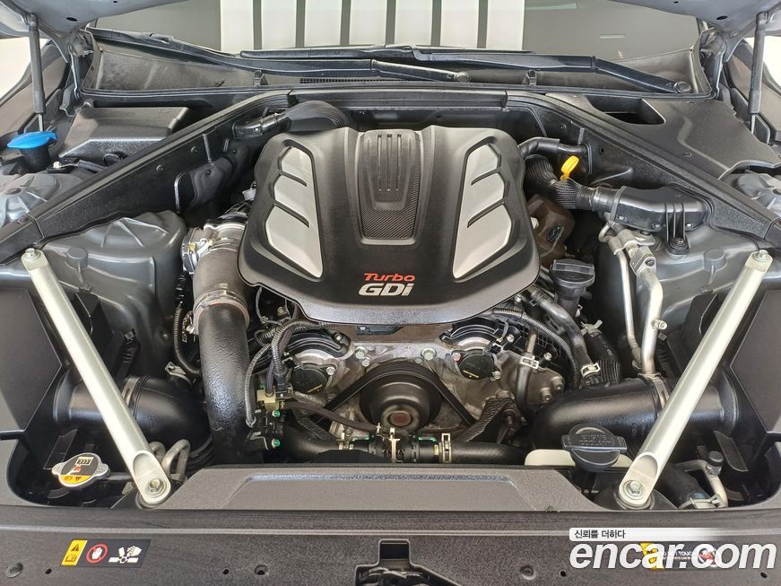 Genesis EQ900 2016