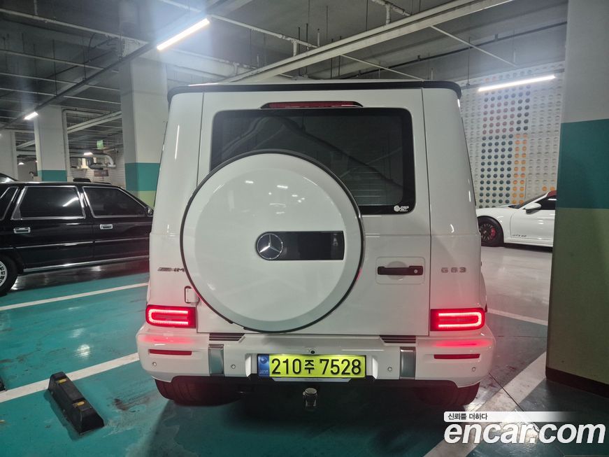 Mercedes-Benz G-Class 2025
