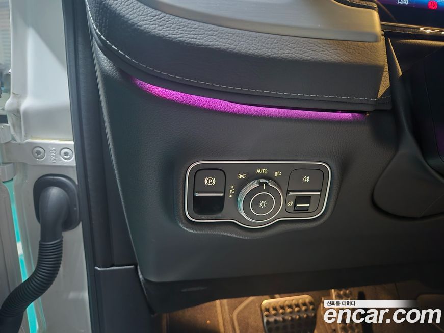 Mercedes-Benz G-Class 2025