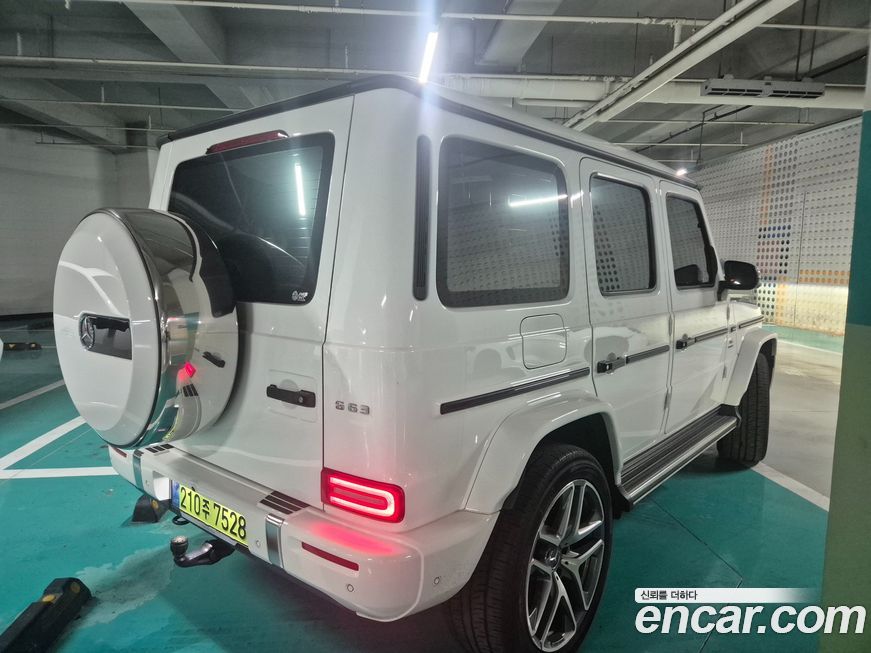 Mercedes-Benz G-Class 2025