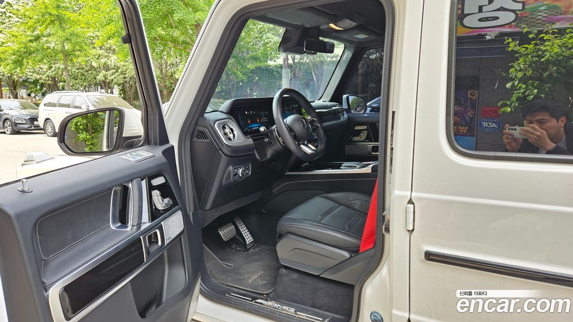 Mercedes-Benz G-Class 2025