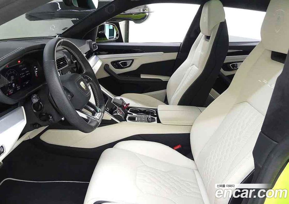 Lamborghini Urus 2023