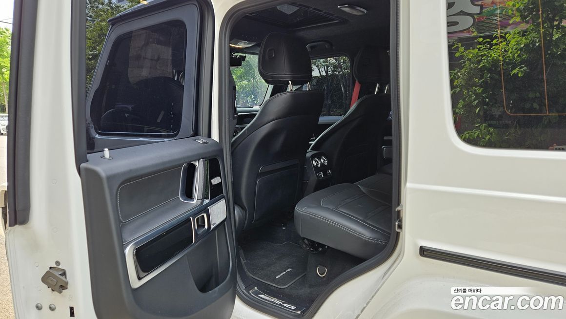 Mercedes-Benz G-Class 2025