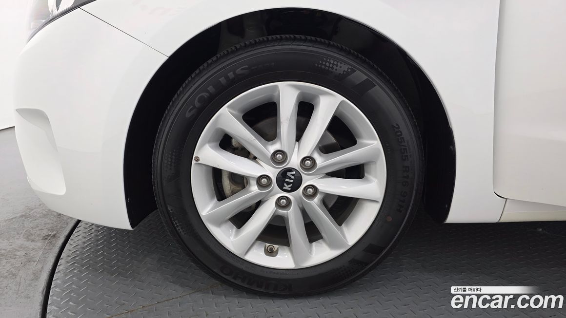 Kia K3 2016
