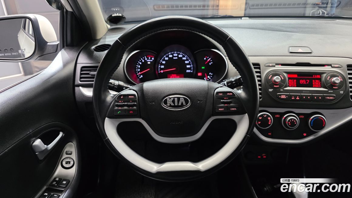 Kia morning 2016