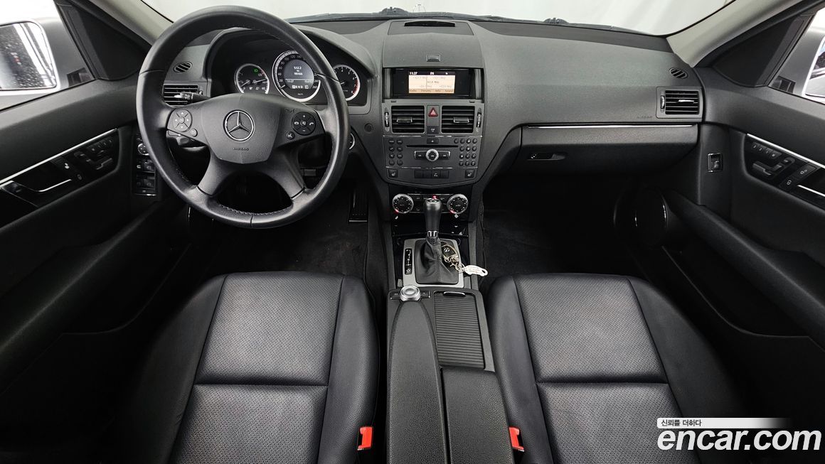 Mercedes-Benz C-Class 2010
