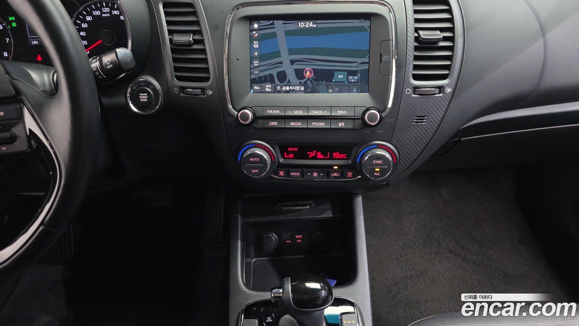 Kia K3 2016