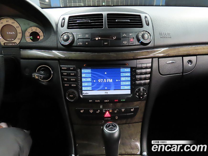 Mercedes-Benz E-Class 2008