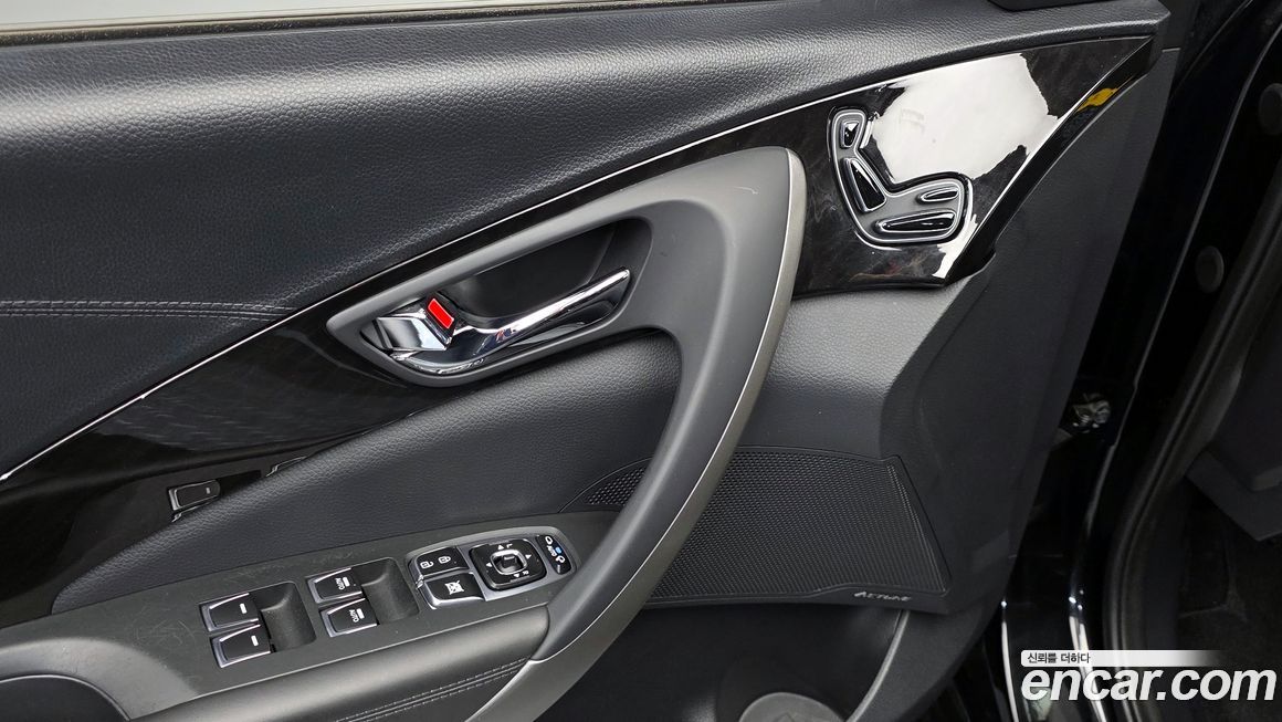 Hyundai Grandeur 2016