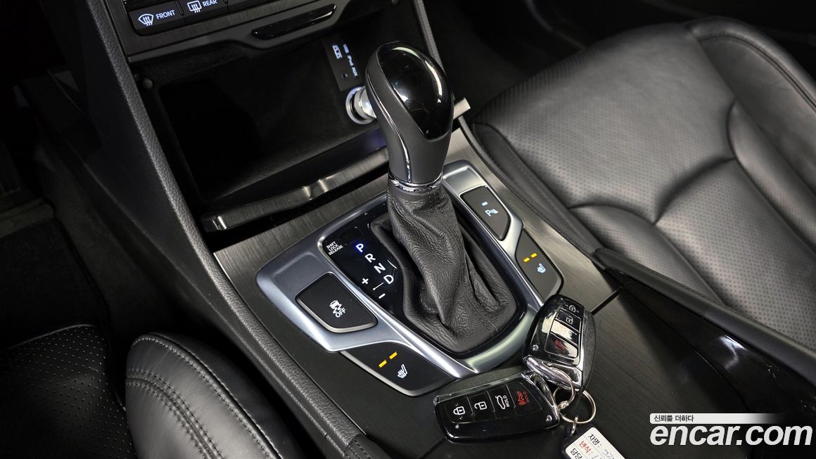 Hyundai Grandeur 2016